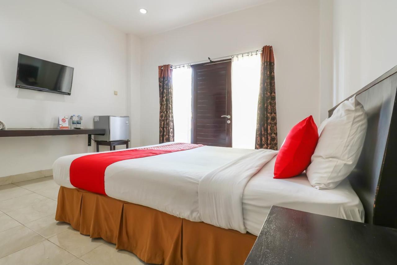 Capital O 1666 Grand Pudjawan Hotel Near Kuta Beach Exterior foto