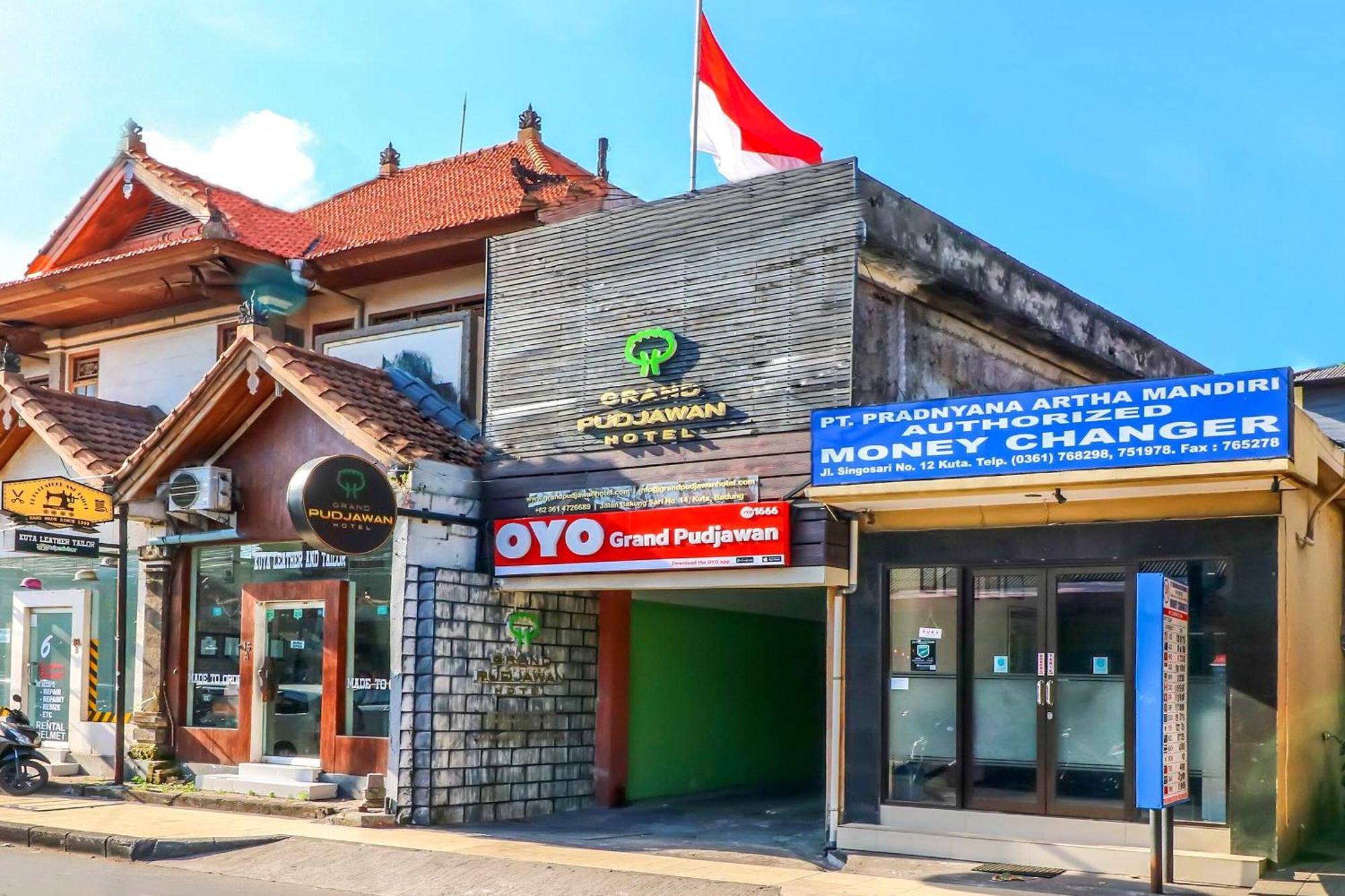 Capital O 1666 Grand Pudjawan Hotel Near Kuta Beach Exterior foto